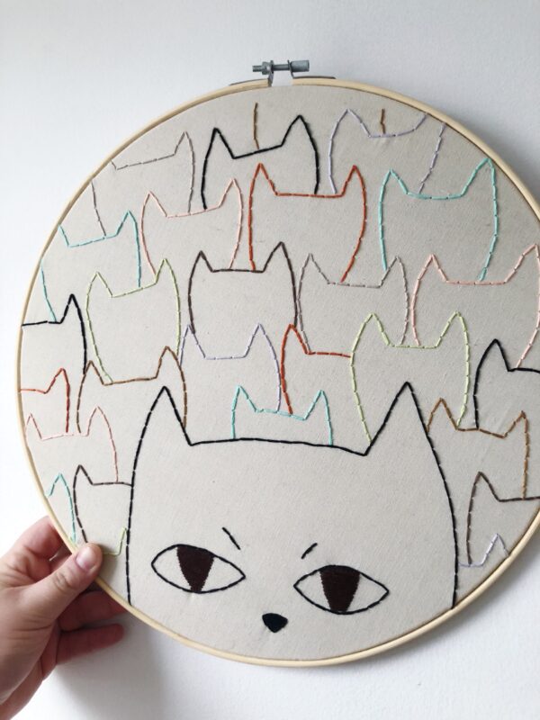 Grande broderie une raton